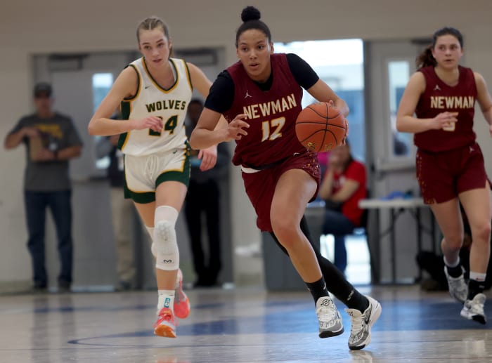 Cardinal Newman girls BB 61, San Ramon Valley 55 NCS Open championship by Dennis Lee 2-24-24022420245 (2)